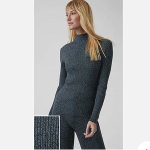 (S) Athleta Reverie Mock Neck Long Sleeve Sweater Navy Blue Ribbed Small Black